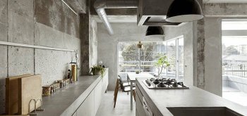 Кухня в стиле бетон и дерево в Туринске