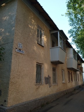 пер. Замятина,25 в Туринске - turinsk.yutvil.ru - фото 1 пер. Замятина,25 в Туринске - turinsk.yutvil.ru - фото 1